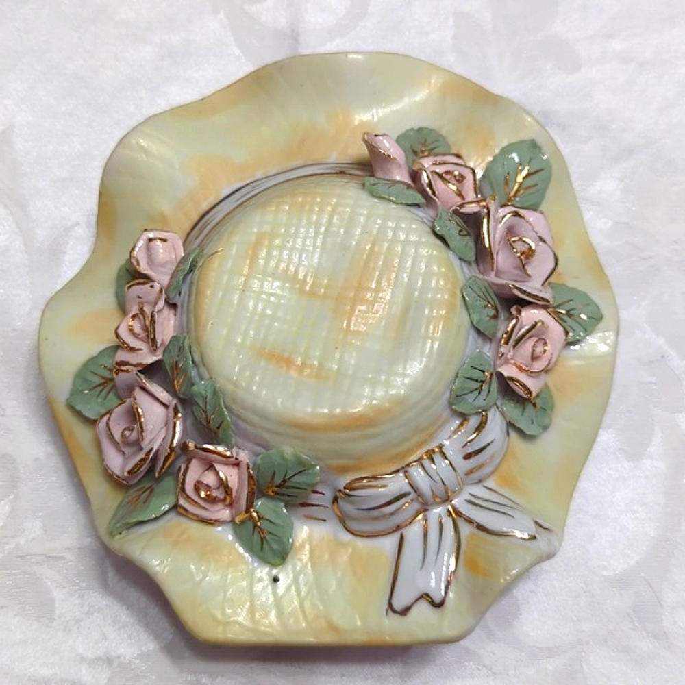 Ceramic Hat Wall Hanger with Pocket